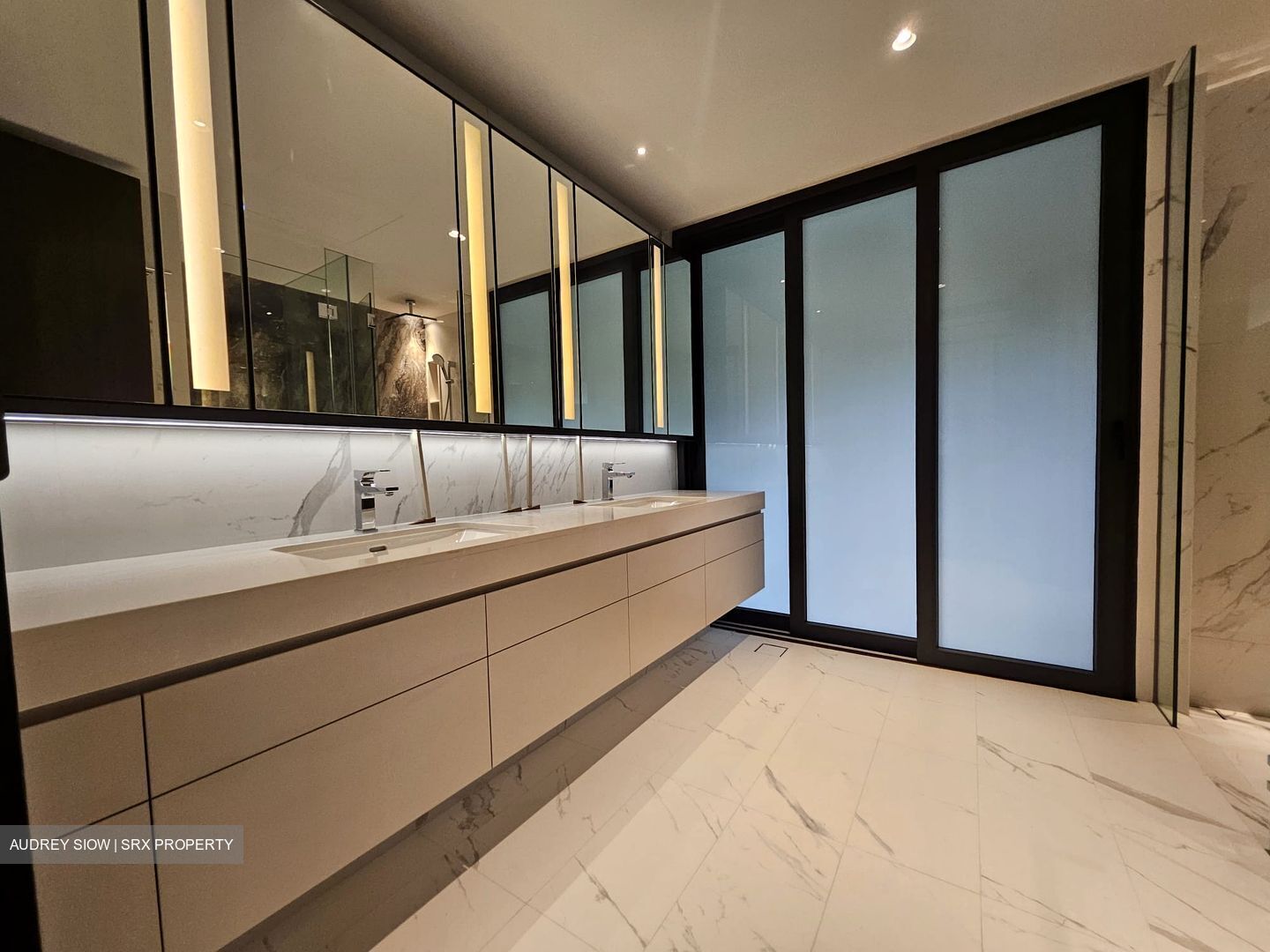 Greenbank Park (D21), Semi-Detached #558097351